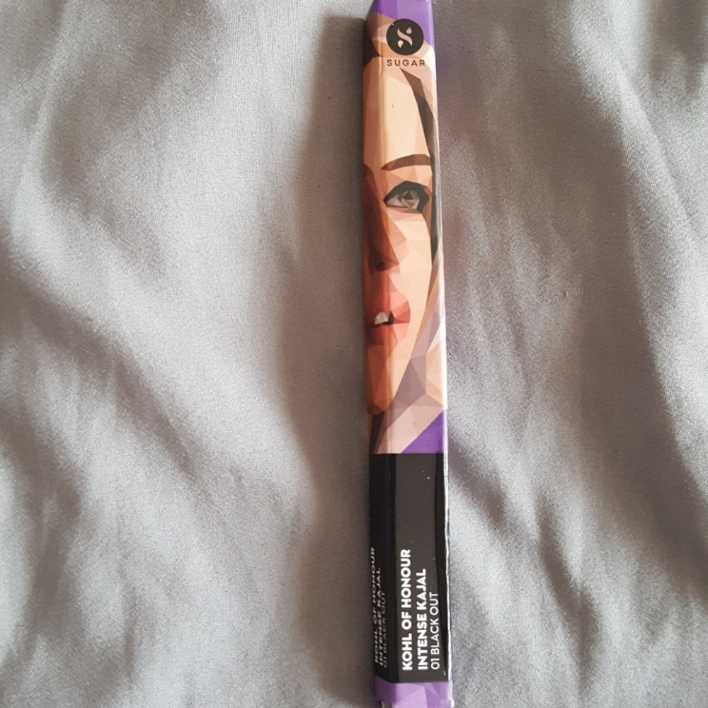 Intense black out eyeliner